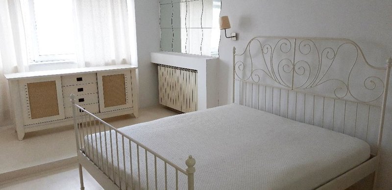 Iancului, 3 minute metrou. Mihai Bravu, stradal,